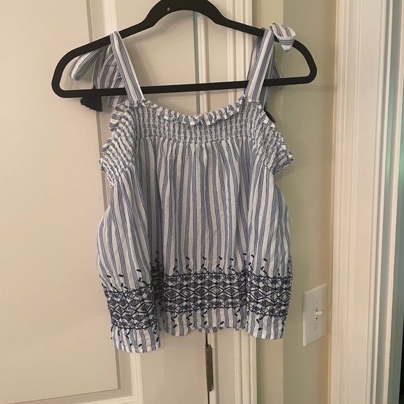 Old Navy smocked tie shoulder tank - Picture 3 of 4